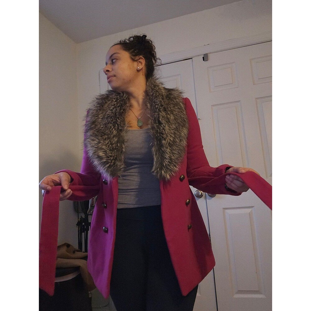 Pink coat - Picture 2 of 7